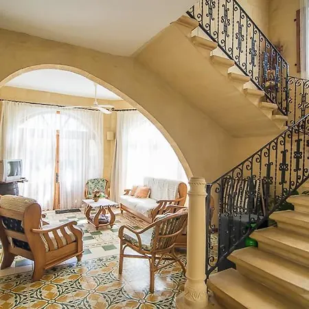 4 Bedroom Farmhouse With Private Pool Zebbug  Exterior photo