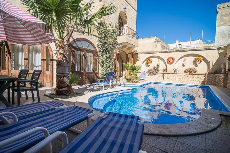 Nyaraló 4 Bedroom With Private Pool